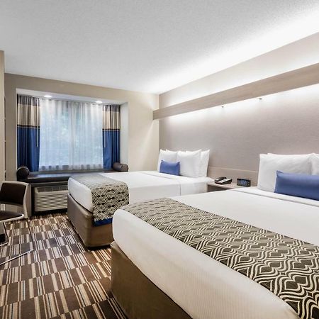 Microtel Inn & Suites By Wyndham Atlanta Buckhead Area Exterior photo
