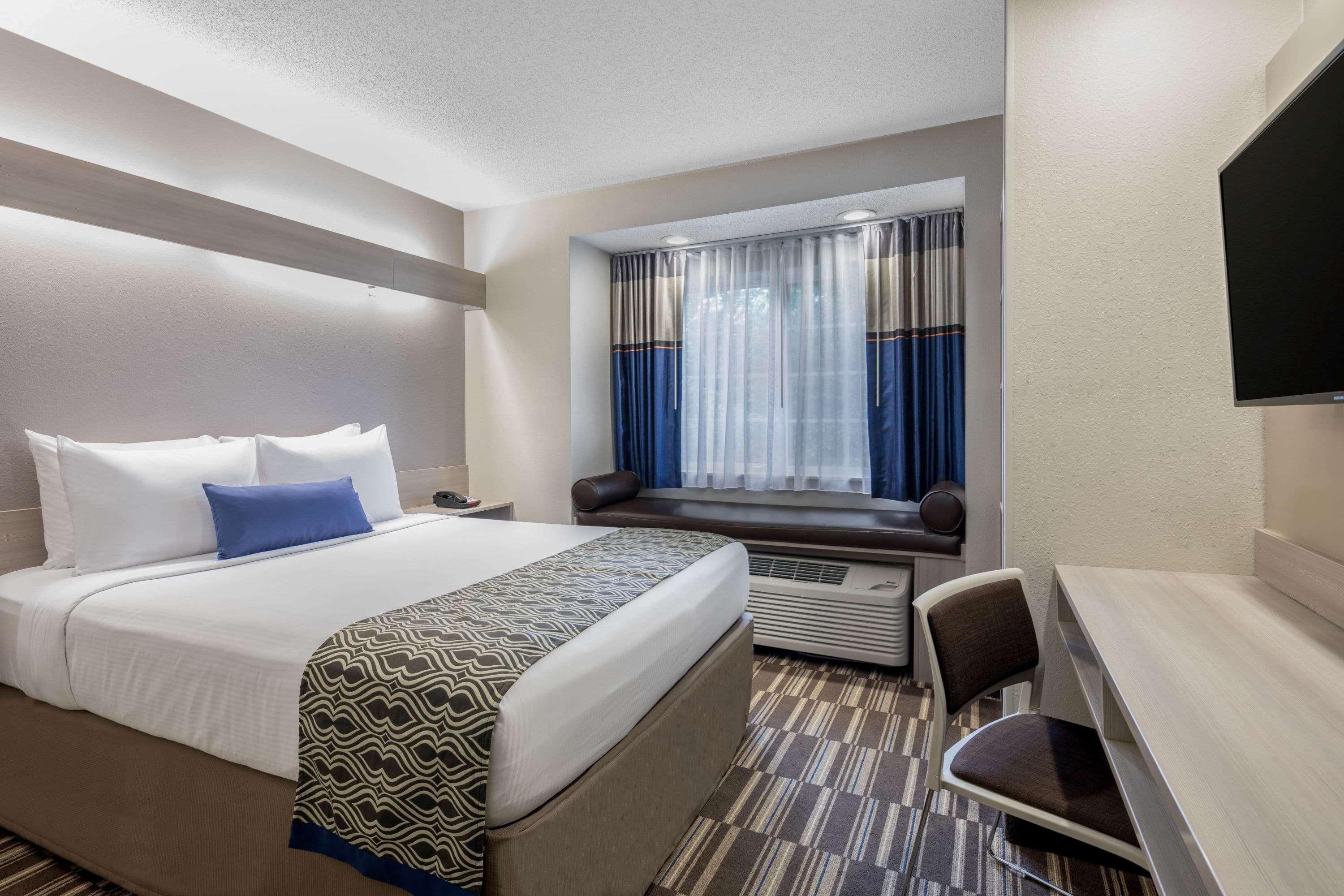 Microtel Inn & Suites By Wyndham Atlanta Buckhead Area Exterior photo